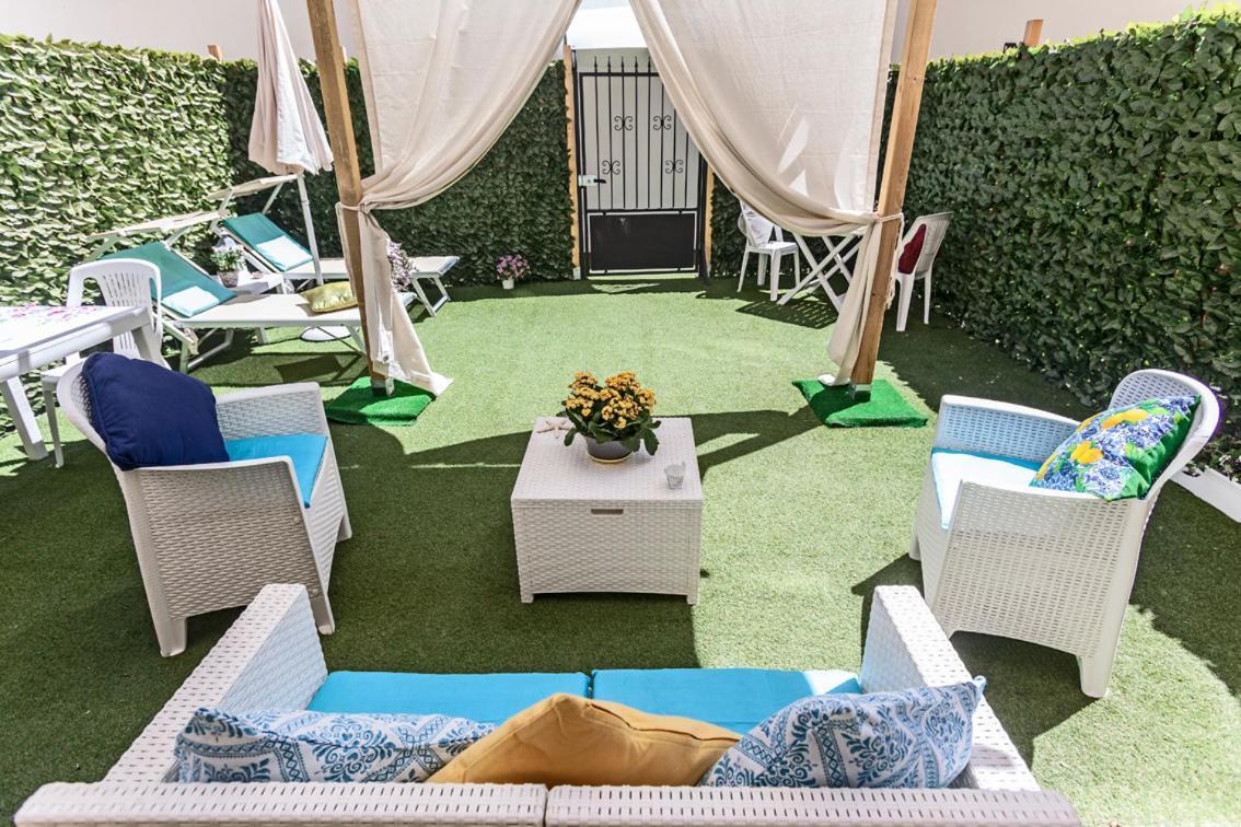 Garden Sant'Avendrace Villa Cagliari Exteriör bild