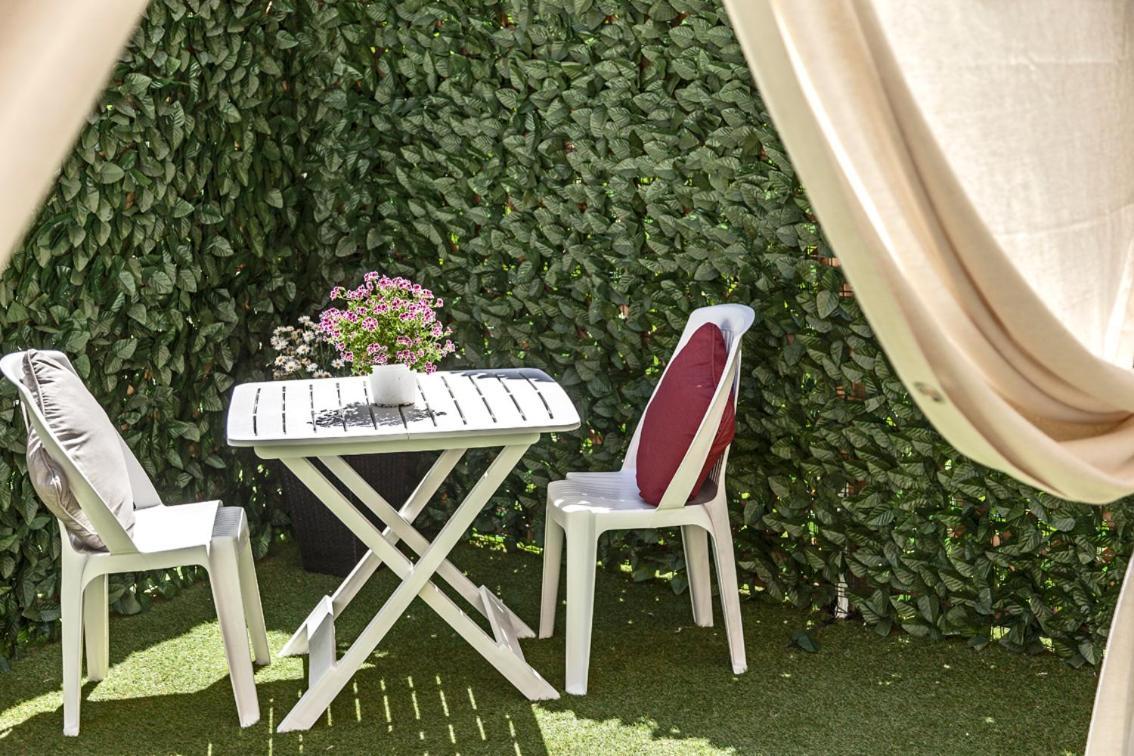 Garden Sant'Avendrace Villa Cagliari Exteriör bild